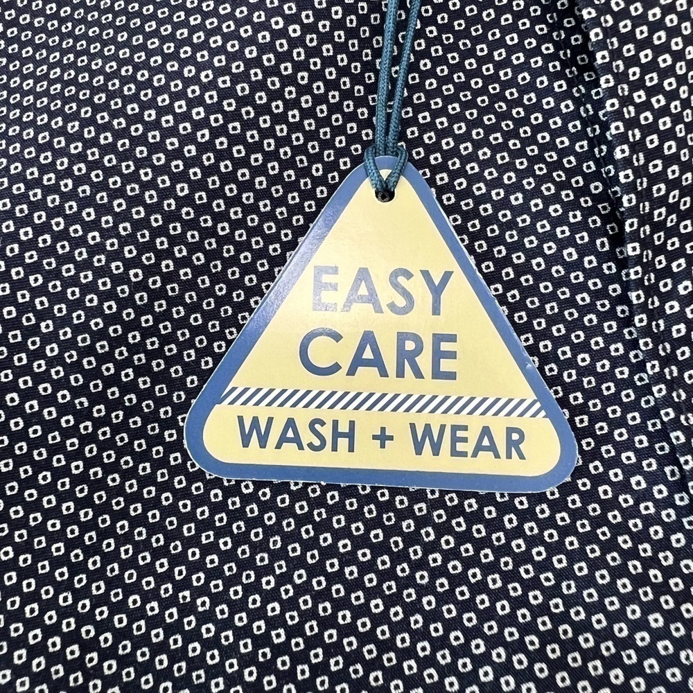 NWT Haggar Button Down Long Sleeve Shirt Navy With White Dots Size Medium - Picture 6 of 11